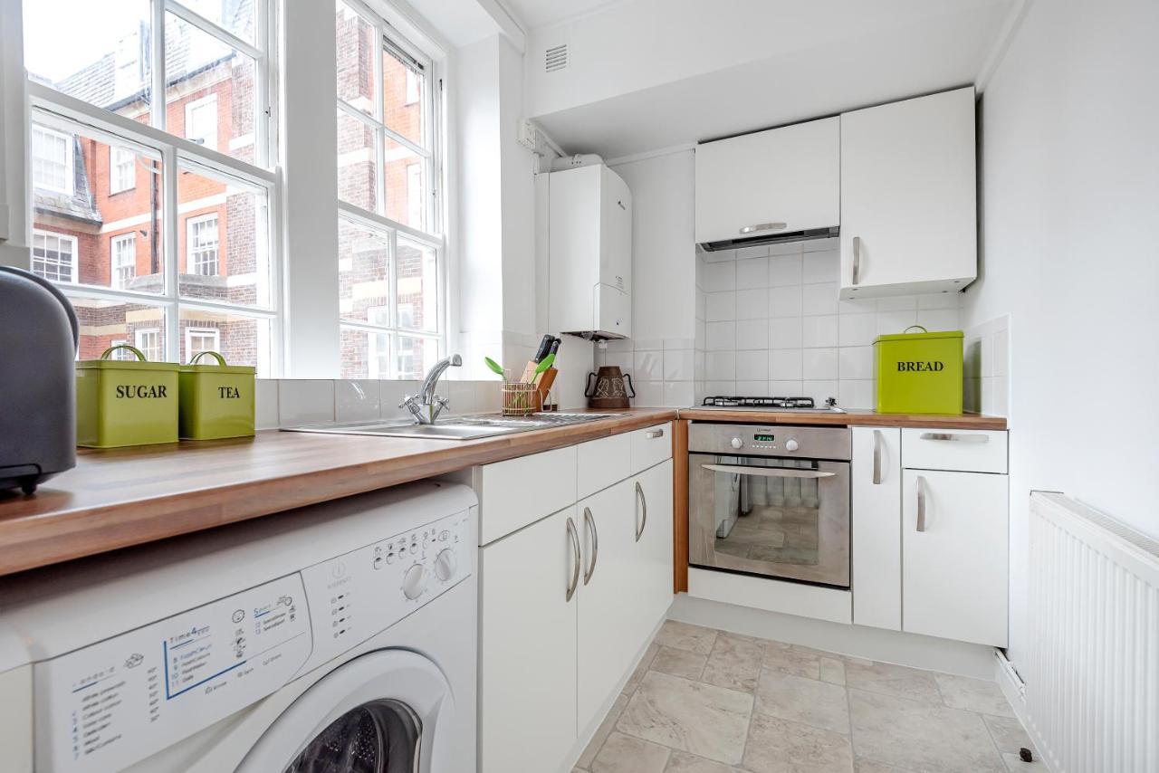 Modern One Bedroom Victoria London